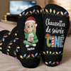 Chaussettes Personnalisées – Cadeaux De Noël Et D’Anniversaire Personnalisés Pour Femmes Et Hommes – Occupée À Tomber Amoureuse Dans Un Scénario Hallmark