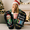 Chaussettes Personnalisées – Cadeaux De Noël Et D’Anniversaire Personnalisés Pour Femmes Et Hommes – Occupée À Tomber Amoureuse Dans Un Scénario Hallmark