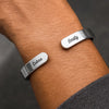 Bracelet Jonc En Acier Inoxydable Gravé Personnalisé – Cadeaux D’Anniversaire De Mariage Et De Mariage Pour Mari Et Femme, Pour Lui Et Pour Elle – Vieillis Avec Moi, Le Meilleur Est Encore À Venir