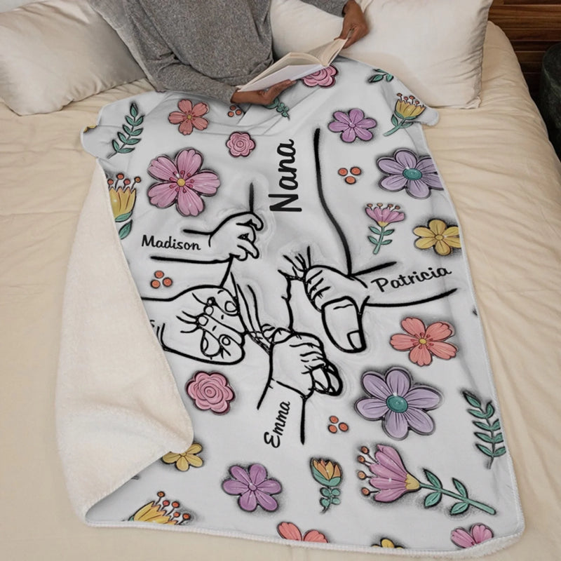 Des mains qui tiennent mamie avec amour – Couverture familiale personnalisée avec impression effet 3D – Fête des Mères, cadeau pour maman ou mamie