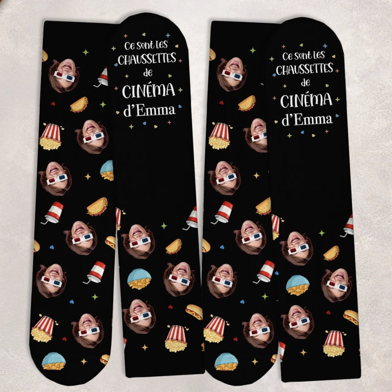 Chaussettes Personnalisées - Cadeaux Pour Amoureux Des Livres, Rats De Bibliothèque, Lecteurs - Le Moment Cinéma Devient Encore Meilleur
