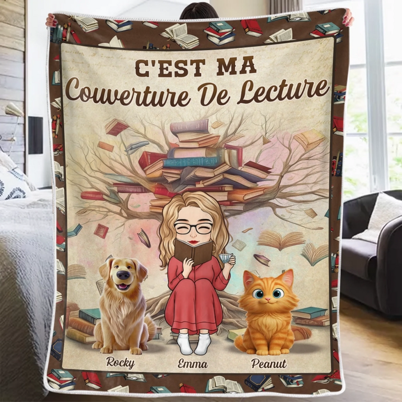 Couverture Personnalisée - Cadeaux De Noël Pour Amoureux Des Livres, Rats De Bibliothèque, Papa Et Maman Chiens, Propriétaires De Chats - Entre Les Pages Et Les Pattes, Je Trouve Ma Paix