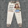 Pantalon De Survêtement Unisexe Personnalisé - Cadeaux Pour Amoureux Des Livres, Rats De Bibliothèque, Lecteurs - Dans Les Pages D’Un Livre, Je Trouve Mon Monde