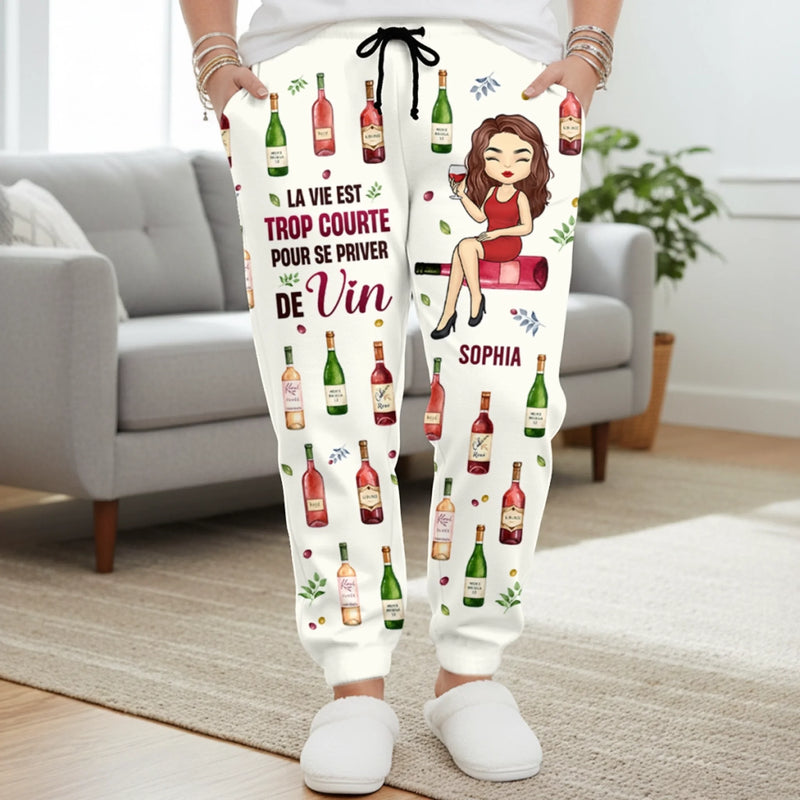 Pantalon De Survêtement Unisexe Personnalisé – Cadeaux D’Anniversaire Personnalisés Pour Meilleures Amies, Sœurs, BFF, Famille, Vous-Même – Juste Une Fille Qui Aime Le Vin