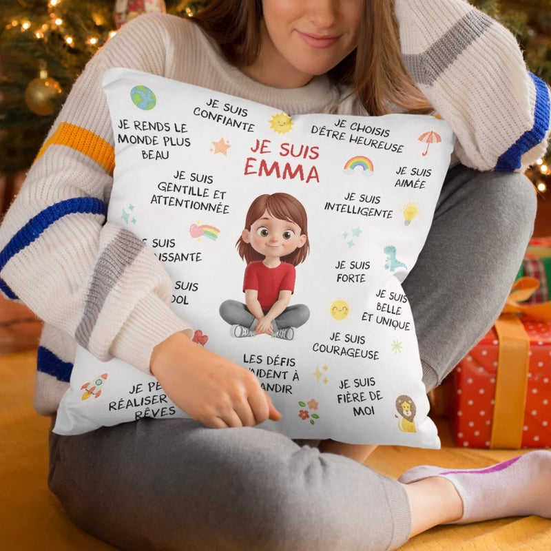 Coussin Personnalisé – Cadeaux D’Anniversaire Personnalisés Pour Besties, Sœurs, BFF, Famille Et Vous-Même – Trouver Ma Force Dans Ma Propre Lumière