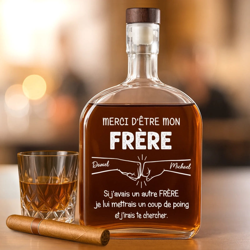 Bouteille De Whisky Personnalisée – Cadeau D’Anniversaire Pour Maman, Papa, Frère, Sœur Et Meilleurs Amis – Merci D’Être Le Frère Qui Rend Chaque Jour Un Peu Plus Drôle