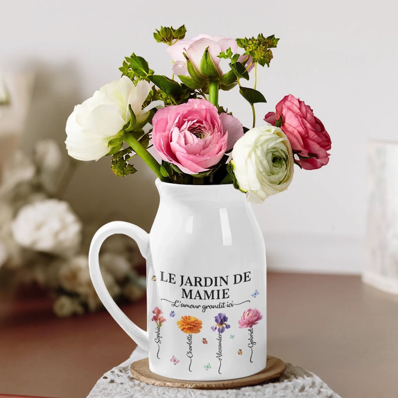 Vase Décoratif Pour La Maison Personnalisé – Cadeaux D’Anniversaire Personnalisés Pour Maman Et Mamie – L’Amour Grandit Le Mieux Dans Le Jardin De Mamie