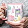 Tasse Personnalisée Bicolore – Cadeaux D’Anniversaire Personnalisés Pour Meilleures Amies, Sœurs, Famille Et Vous-Même – Chaque Maille Raconte Une Histoire