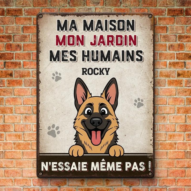 Panneau Métallique Personnalisé Pour La Décoration De La Maison – Cadeaux D’Anniversaire Personnalisés Pour Amoureux Des Chiens, Parents De Chiens – Le Patron Du Jardin Est Un Chien