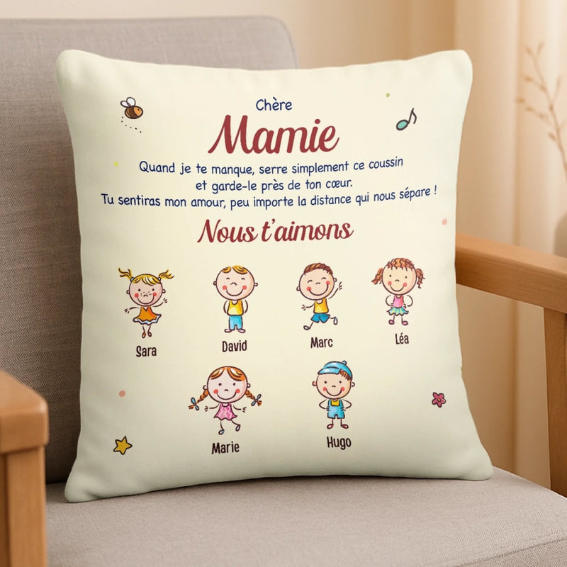 Coussin Personnalisé – Cadeau Pour Mamie, Maman – Un Câlin Plein D’Amour Même À Distance