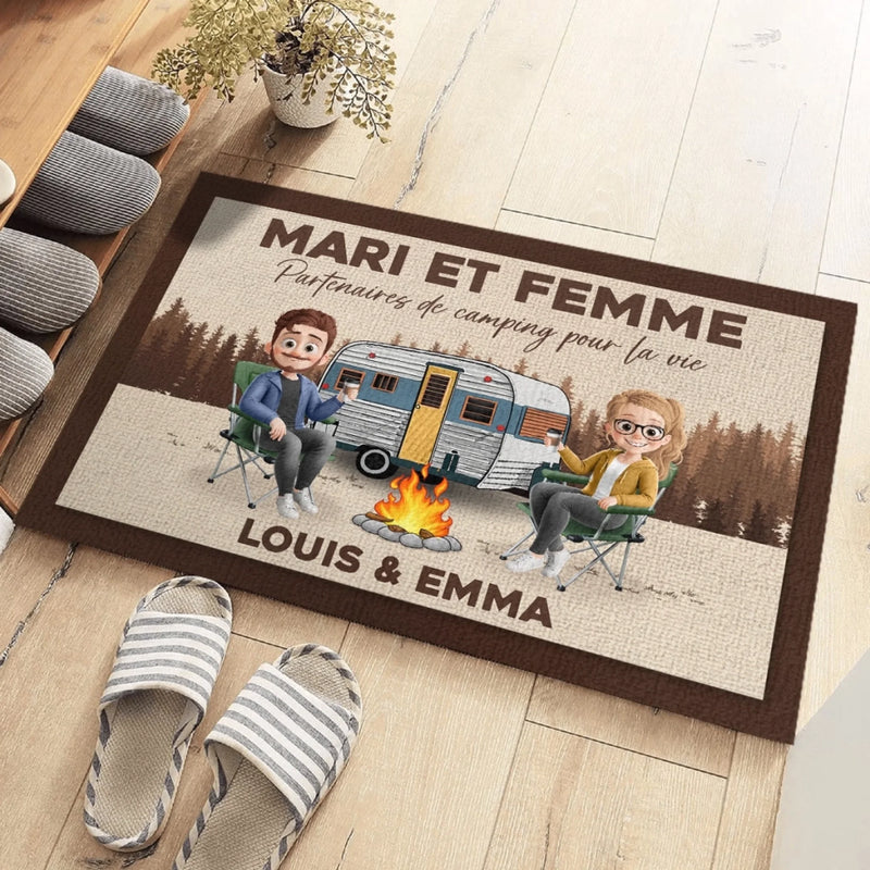 Paillasson Personnalisé – Cadeau Pour Couple – Camper Avec Toi Rend Tout Plus Heureux