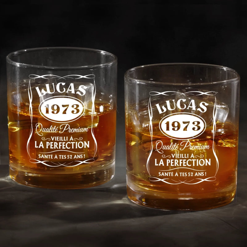 Verre À Whisky Personnalisé – Cadeau D’Anniversaire Personnalisé Pour Papa, Frère, Grand-Père Ou Mari – S’Améliore Simplement Avec Les Années