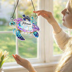 Ornement Suncatcher de Fenêtre Personnalisé – Cadeau pour Maman – Famille De Tortues Chaudes
