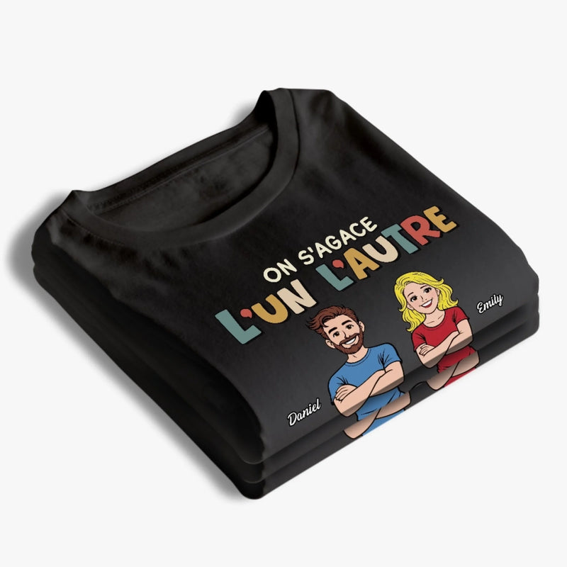 T-Shirt Unisexe Personnalisé – Cadeau Pour Couple – On S'agace Et Toujours Aussi Forts