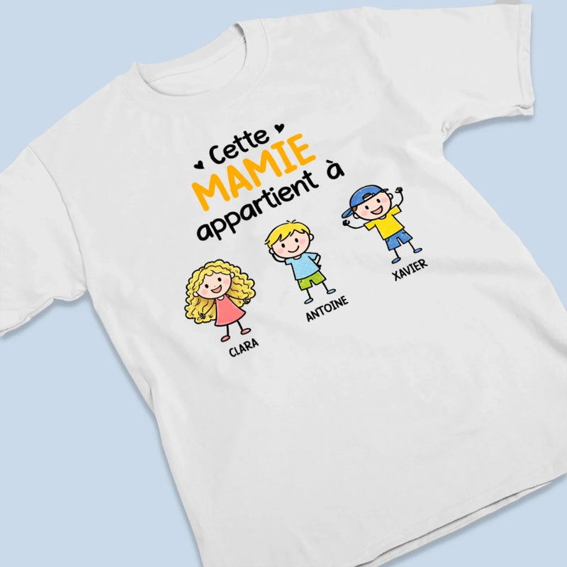 T-shirt Unisexe, T-shirt Premium, Hoodie Personnalisé – Cadeau pour Maman, Mamie – Mamie Adorée Par Toute La Famille