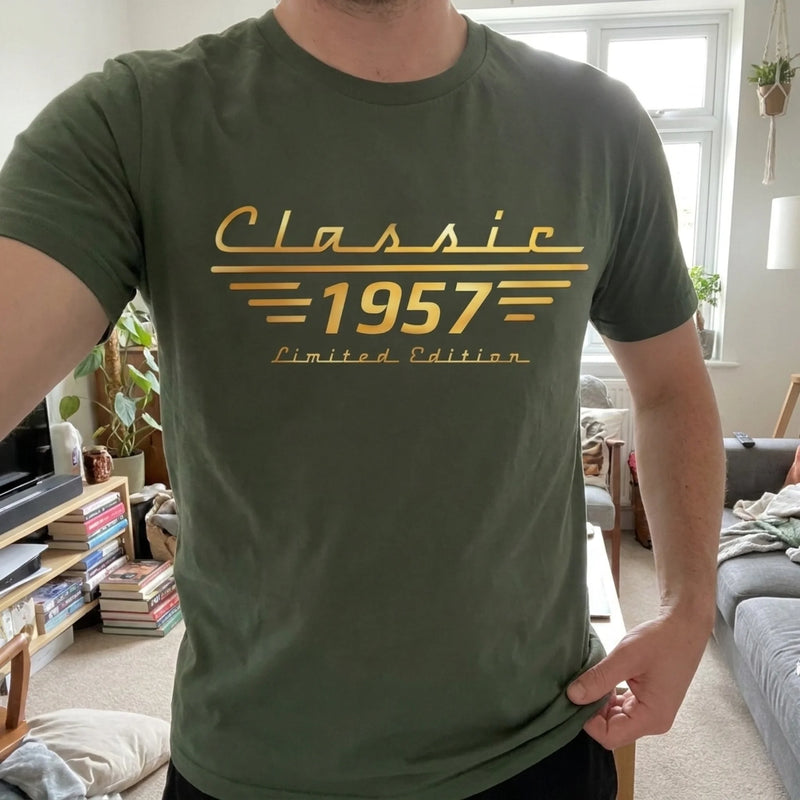 T-shirt Unisexe, T-shirt Premium, Hoodie Personnalisé – Cadeau Pour Homme, Papa, Papi – Juste un Peu Iconique