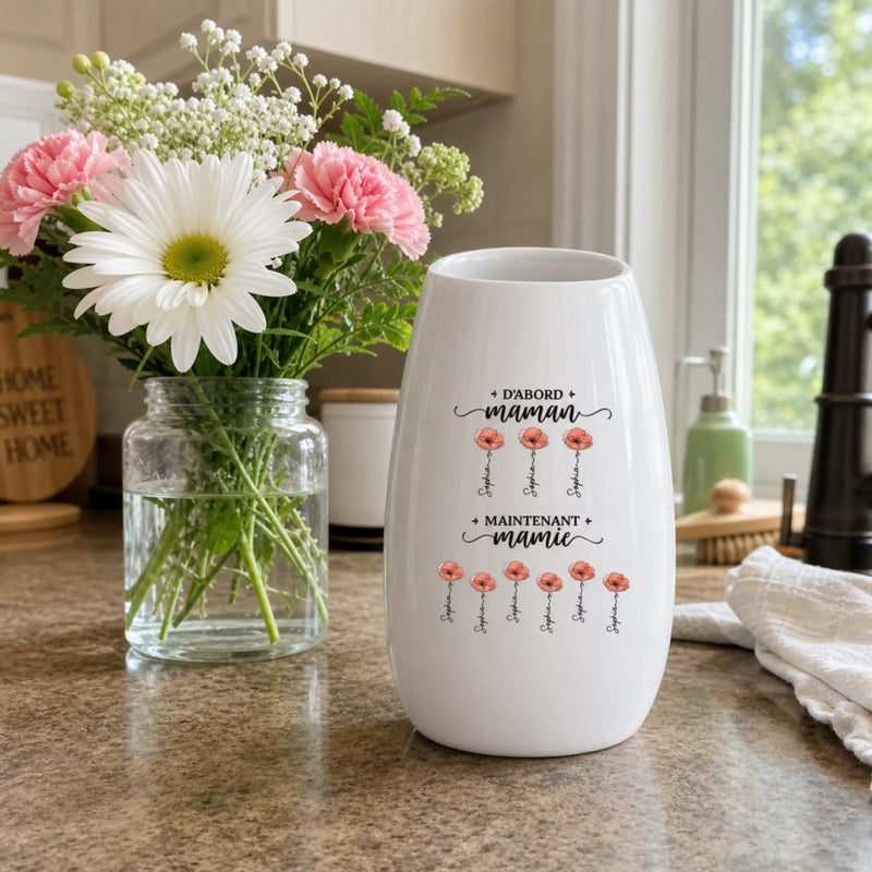Vase ovale en céramique personnalisé – Cadeau Pour Mamie – D’Abord Maman Maintenant Grand-Mère
