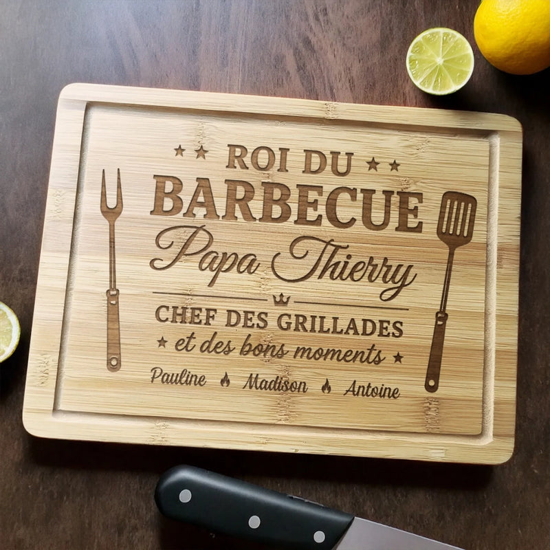 Planche à Découper Personnalisée - Cadeau Pour Papa, Papy - Le Patron Du Barbecue