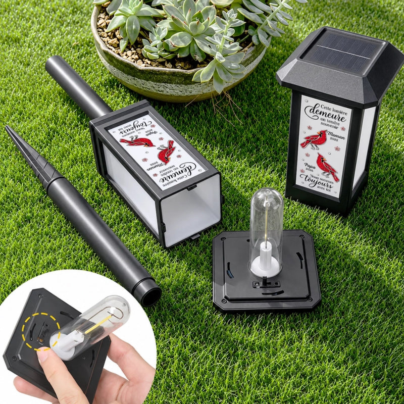 Lampe de Jardin Solaire Personnalisée – Cadeau de Commémoration – À Jamais dans Nos Souvenirs