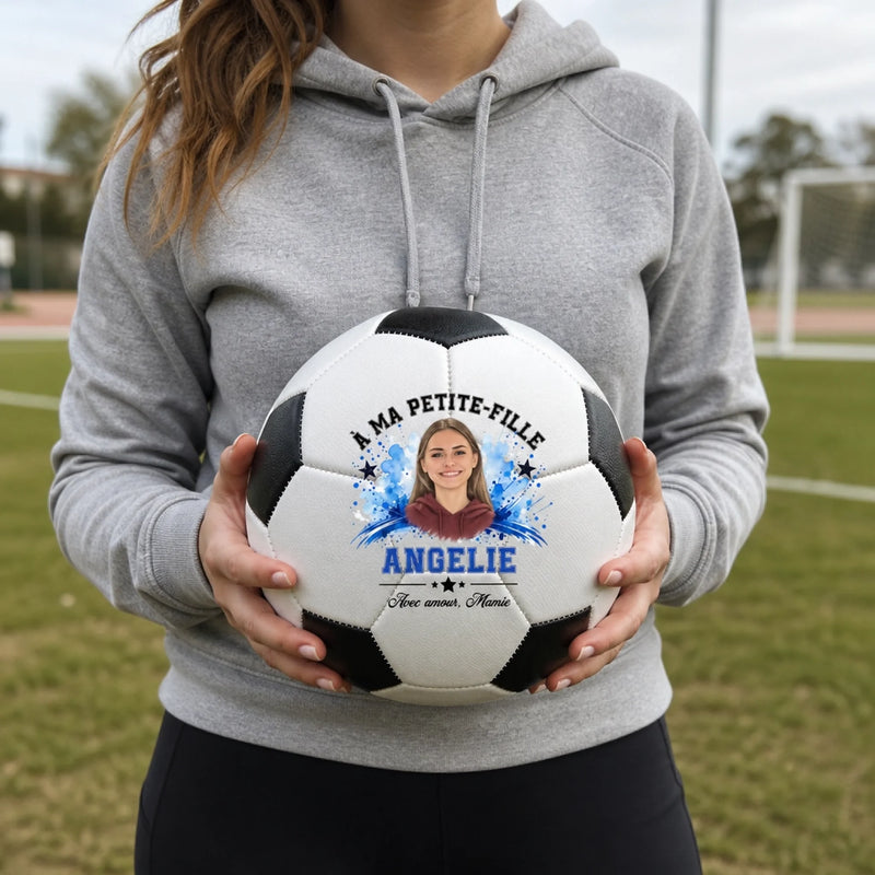 Ballon de Football Personnalisé avec Photo – Cadeau pour Fille, Petit-Fille et Passionnés de Football – Poursuivre ses rêves