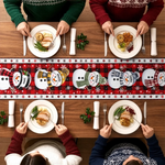 Décoration De Noël Avec Famille De Bonhommes De Neige Et Noms Personnalisés - Chemin De Table Personnalisé